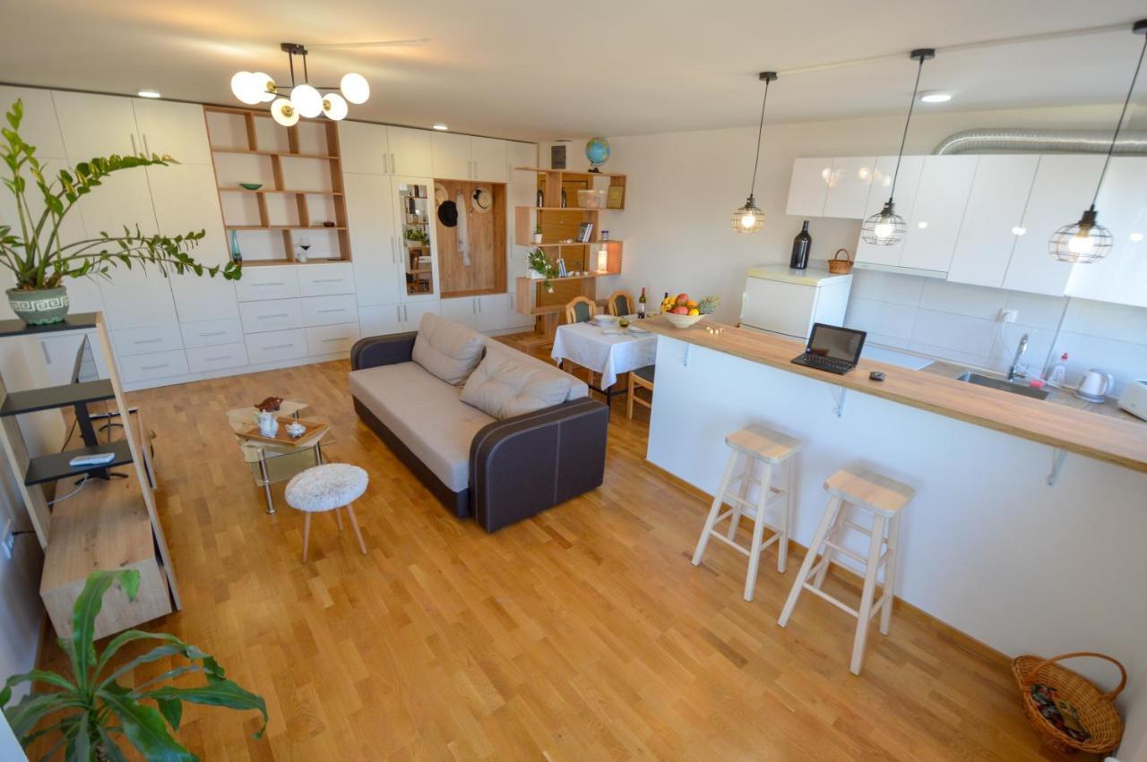 Shine24 - Spacious And Bright Apartment - New Novi Sad Exterior foto